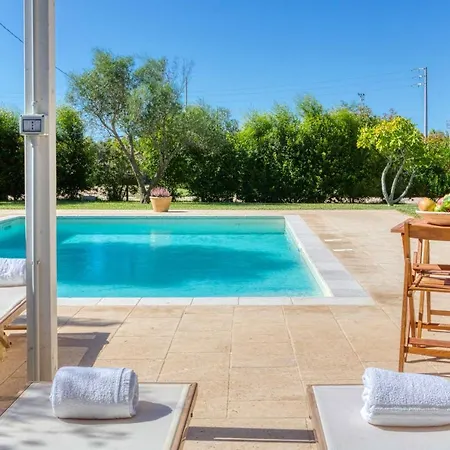 Residenza Arcangela Con Piscine Nel Salento * Corsano (Apulia)