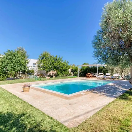 Residenza Arcangela Con Piscine Nel Salento דירה